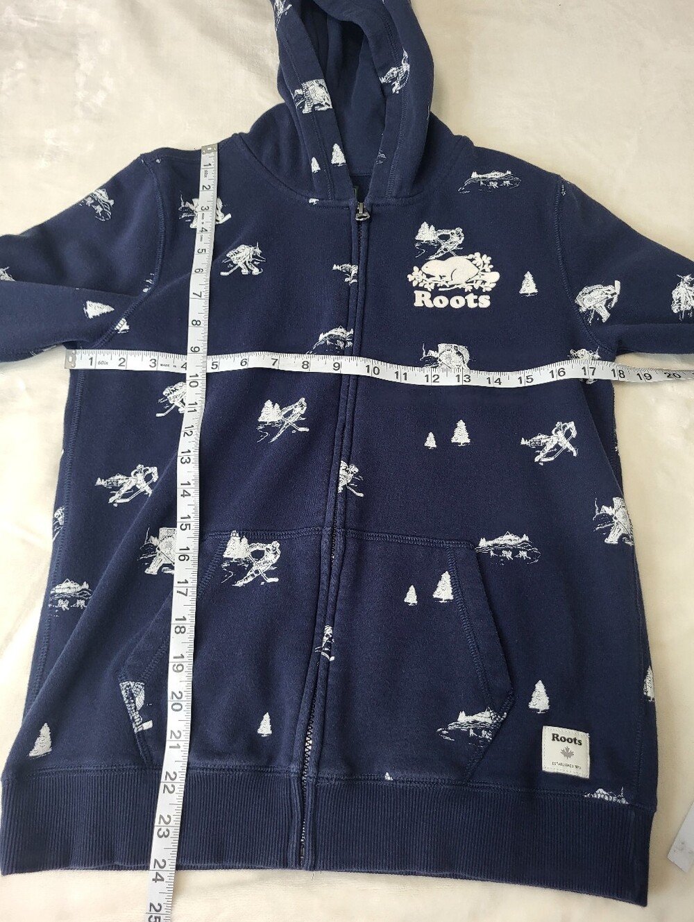 Roots Kids Navy Zip-Up Hoodie with Hockey Print. Size XXL - Picture 7 of 11